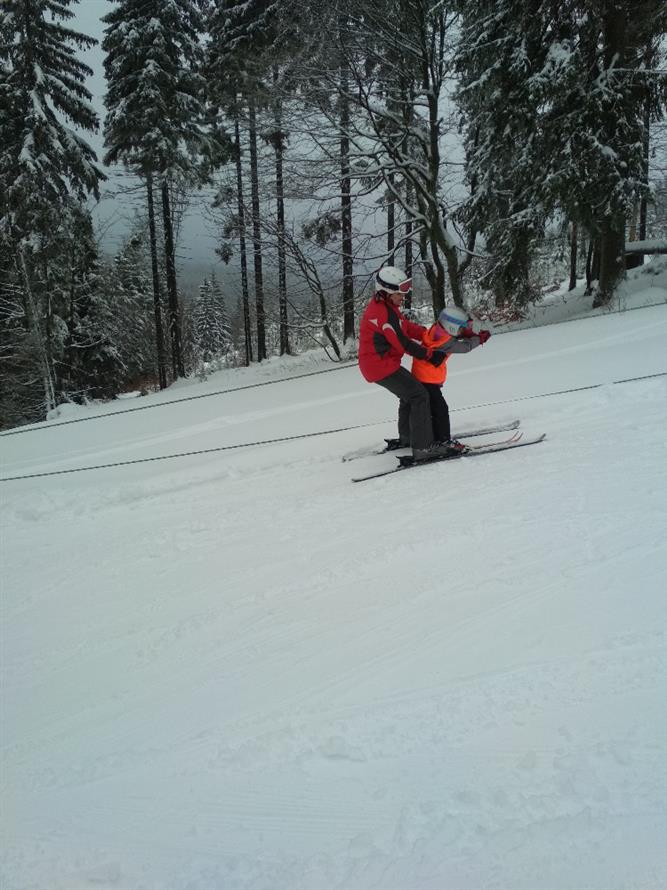 Škola lyžování a snowboardingu